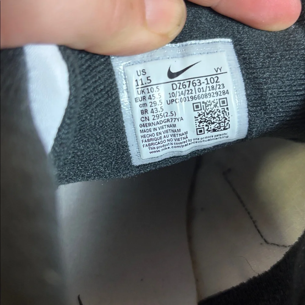 Nike Billie Eilish alpha 88 White and Black‎ Sneakers